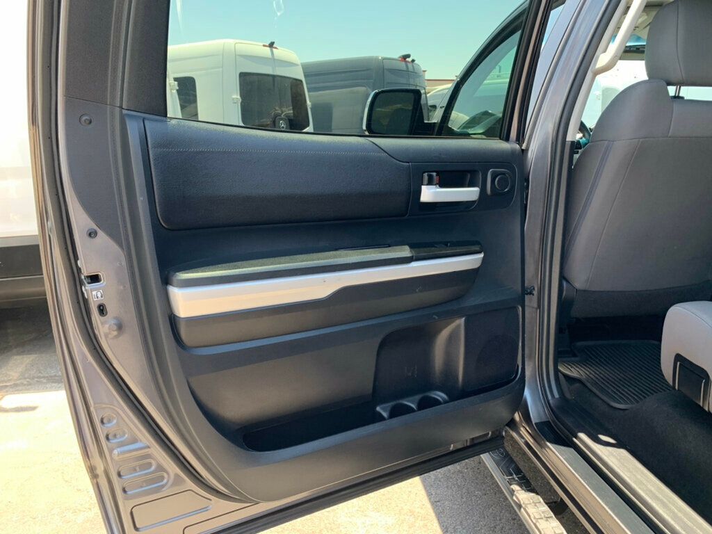 2016 Toyota Tundra SR5 CrewMax 5.7L V8 FFV 6-Speed Automatic - 23041120 - 46