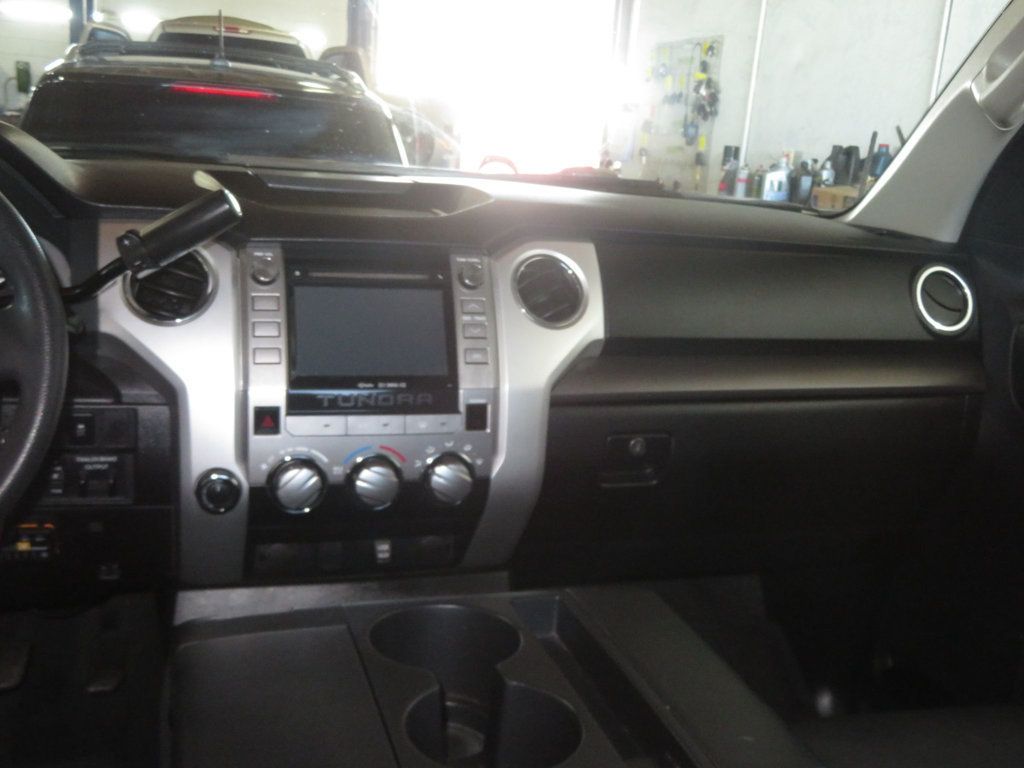 2016 Toyota Tundra SR5 CREWMAX TRD OFF ROAD EXTRA CLEAN 4X4 2 OWNER AZ TRUCK  - 23013788 - 40