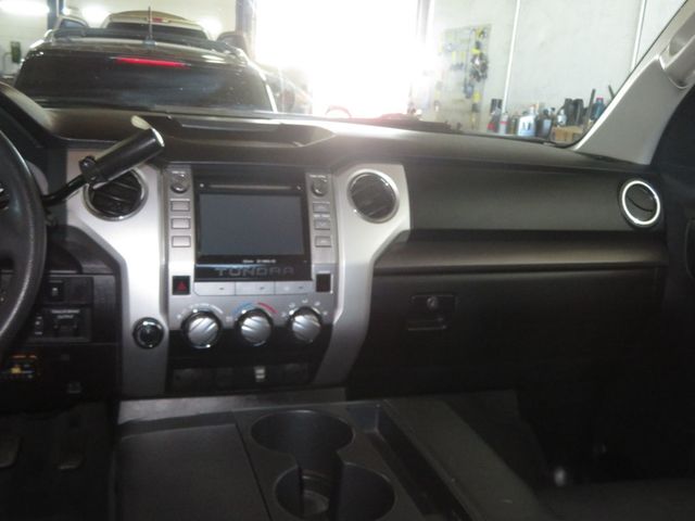 2016 Toyota Tundra SR5 CREWMAX TRD OFF ROAD EXTRA CLEAN 4X4 2 OWNER AZ TRUCK  - 23013788 - 40