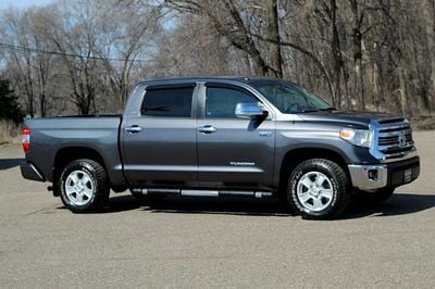 2016 Toyota Tundra - 5TFDY5F16GX505324
