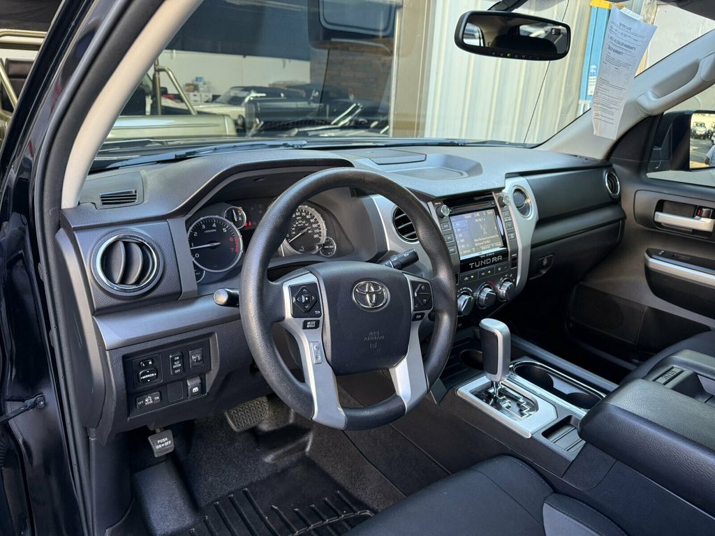 2016 Toyota Tundra TRD Off-Road/SR5 Upgrade Pkg/Rear Camera/Tow Pkg - 23085915 - 9