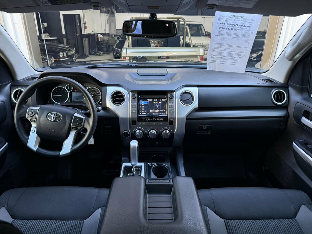 2016 Toyota Tundra TRD Off-Road/SR5 Upgrade Pkg/Rear Camera/Tow Pkg - 23085915 - 11