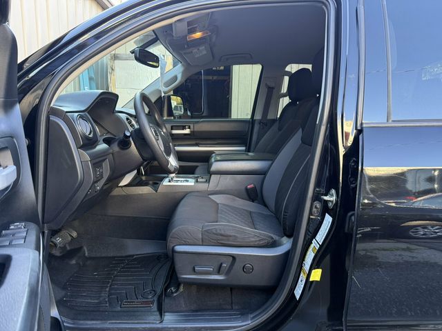 2016 Toyota Tundra TRD Off-Road/SR5 Upgrade Pkg/Rear Camera/Tow Pkg - 23085915 - 18