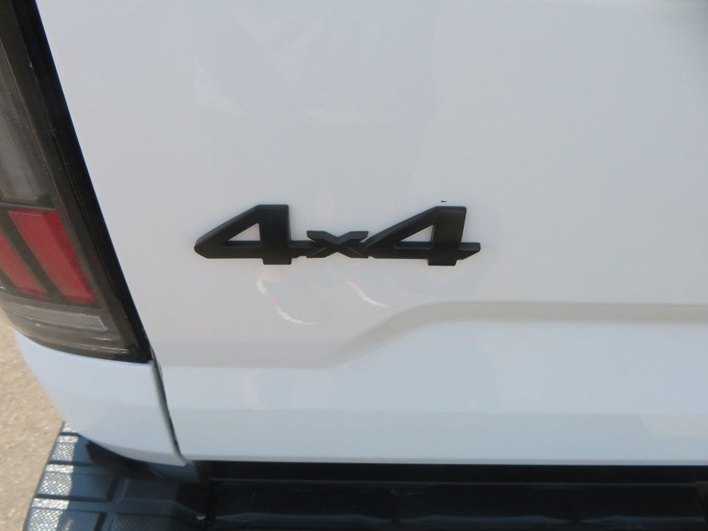 2016 Toyota Tundra TRD Pro CrewMax photo 12