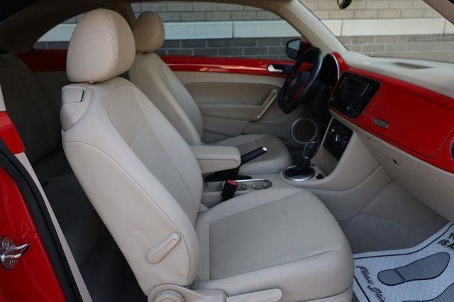 2016 Volkswagen Beetle Coupe 1.8T SEL - 23022804 - 19