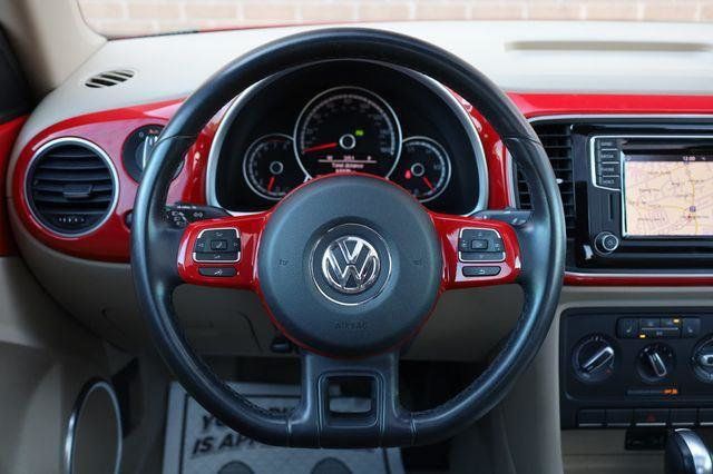 2016 Volkswagen Beetle Coupe 1.8T SEL - 23022804 - 24