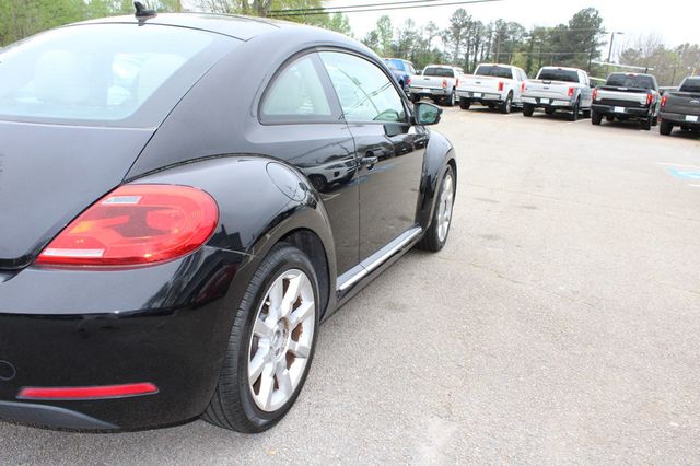 2016 Volkswagen Beetle Coupe 1.8T SEL PZEV 2dr Automatic - 23006921 - 19