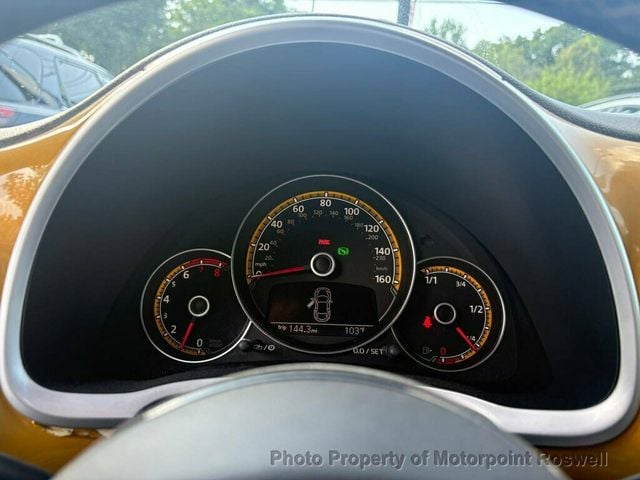 2016 Volkswagen Beetle Coupe 2dr Automatic 1.8T Dune PZEV - 23025821 - 15