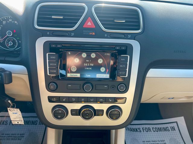 2016 Volkswagen Eos KOMFORT - 22947419 - 16