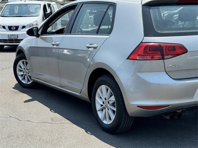 2016 Volkswagen Golf TSI S 4-Door - 22364044 - 9