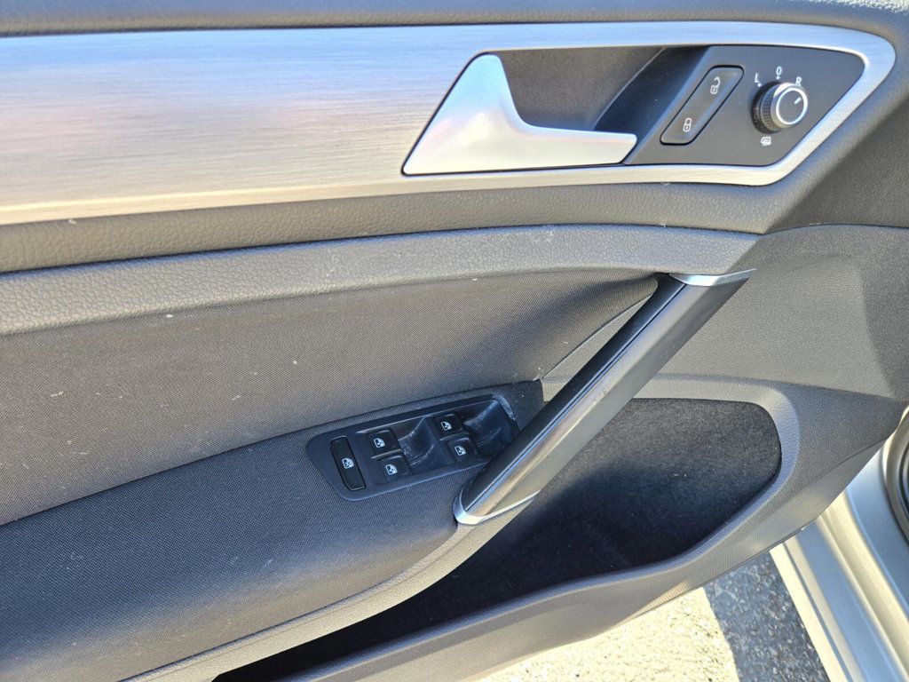 2016 Volkswagen Golf TSI S 4dr Hatchback Automatic - 22931950 - 13