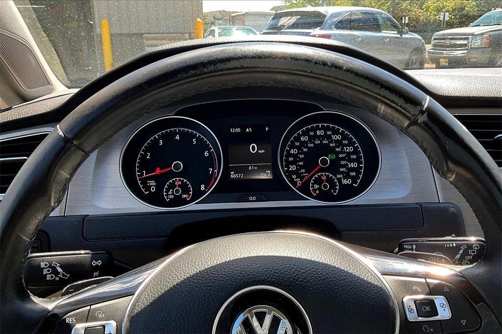 2016 Volkswagen Golf TSI S photo 20