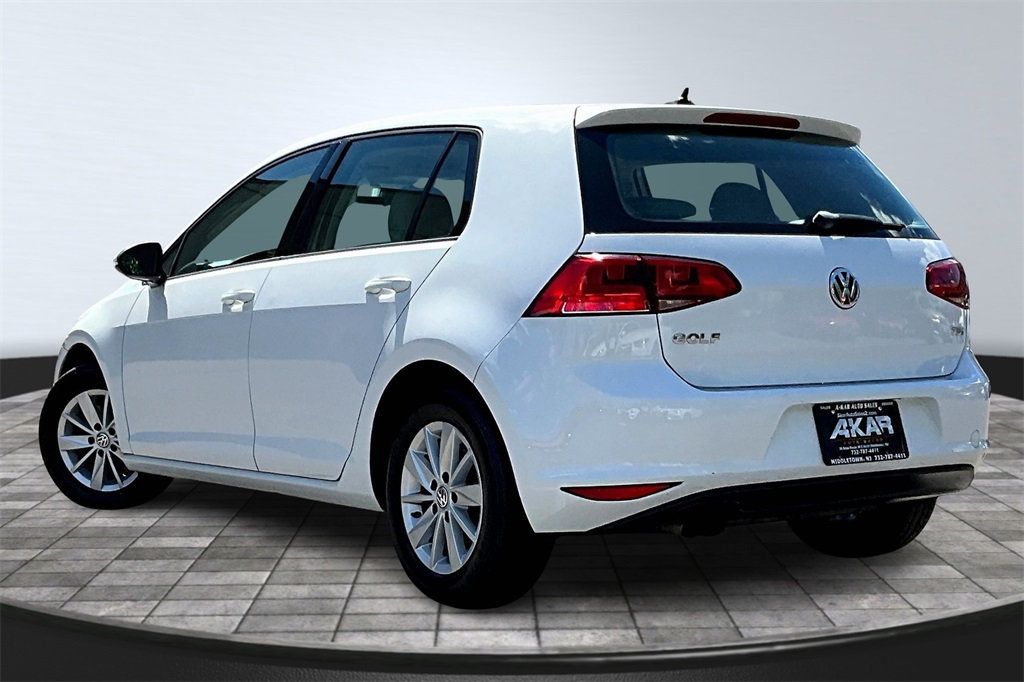2016 Volkswagen Golf TSI S photo 4
