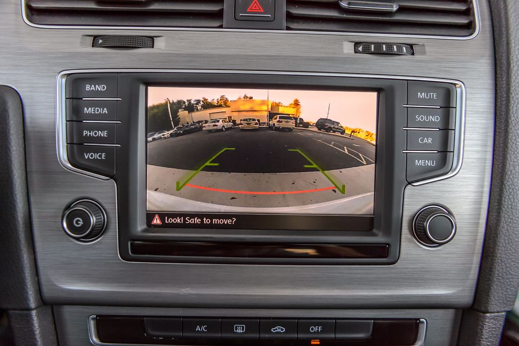 2016 Volkswagen Golf TSI S 4dr Hatchback Automatic - 22962879 - 19