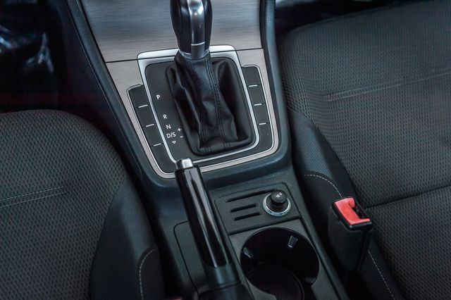 2016 Volkswagen Golf TSI S 4dr Hatchback Automatic - 22962879 - 26