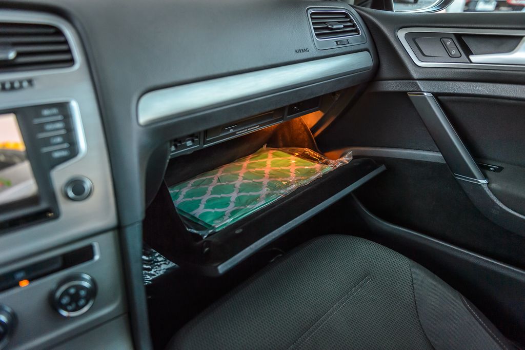 2016 Volkswagen Golf TSI S 4dr Hatchback Automatic - 22962879 - 30