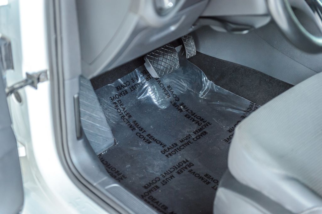 2016 Volkswagen Golf TSI S 4dr Hatchback Automatic - 22962879 - 34