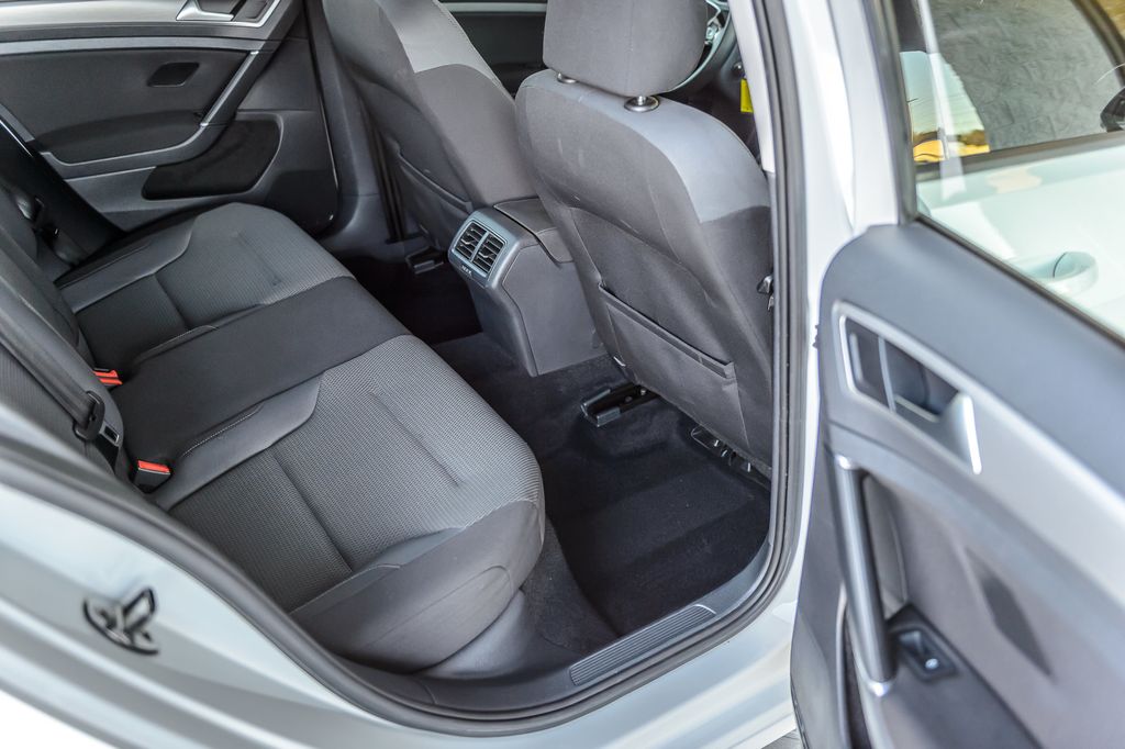 2016 Volkswagen Golf TSI S 4dr Hatchback Automatic - 22962879 - 37