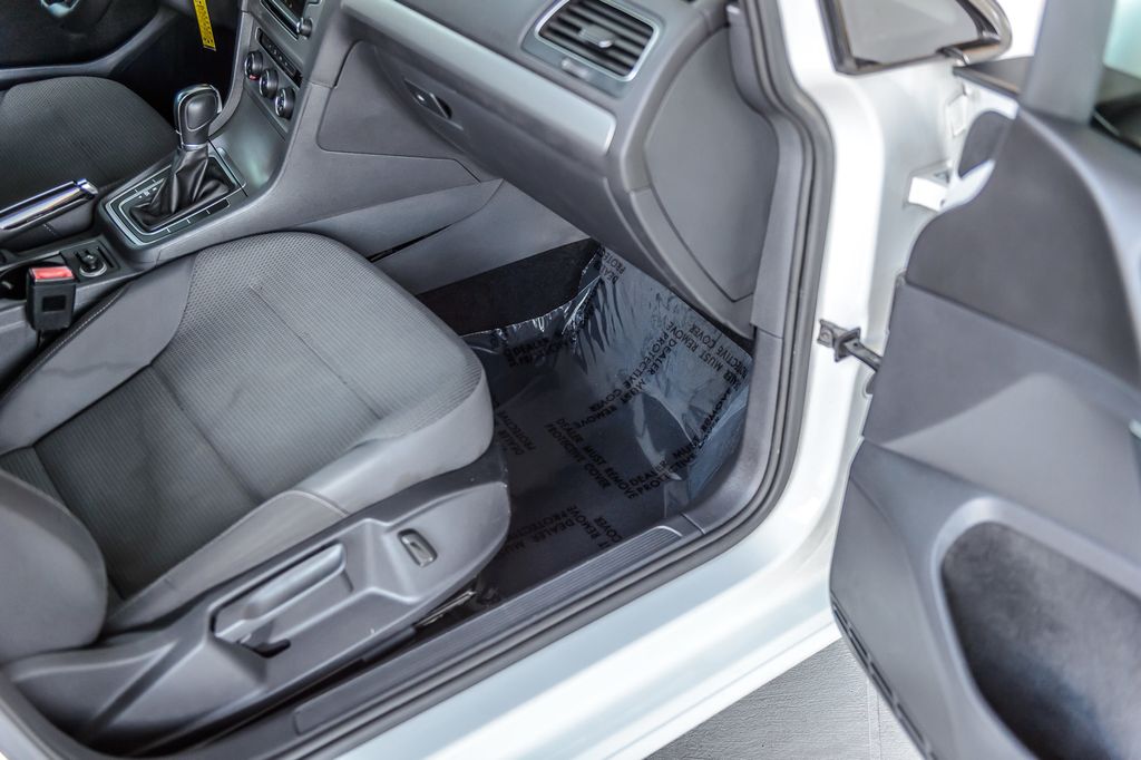 2016 Volkswagen Golf TSI S 4dr Hatchback Automatic - 22962879 - 40