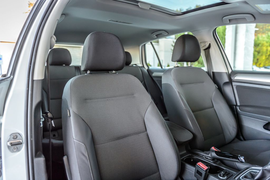 2016 Volkswagen Golf TSI S 4dr Hatchback Automatic - 22962879 - 41