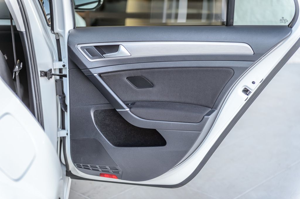 2016 Volkswagen Golf TSI S 4dr Hatchback Automatic - 22962879 - 47