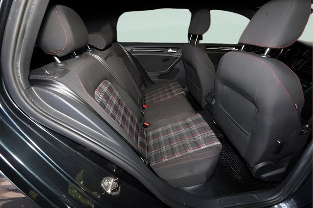 2016 VOLKSWAGEN GOLF GTI S - 23009389 - 13