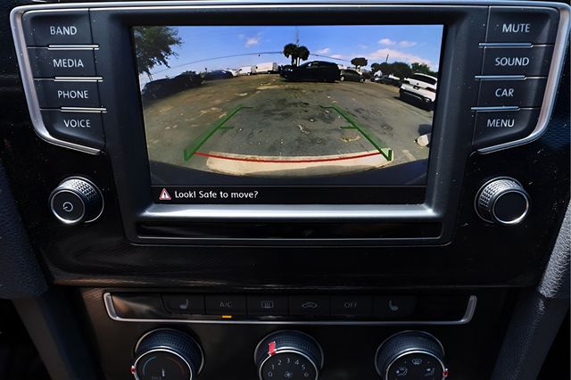 2016 VOLKSWAGEN GOLF GTI S - 23009389 - 25