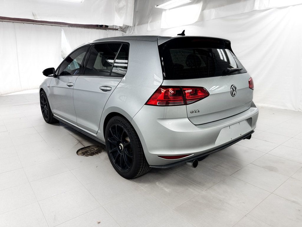 2016 Volkswagen Golf GTI S 2.0 TURBO ENGINE WITH 210 H.P - 23085643 - 3