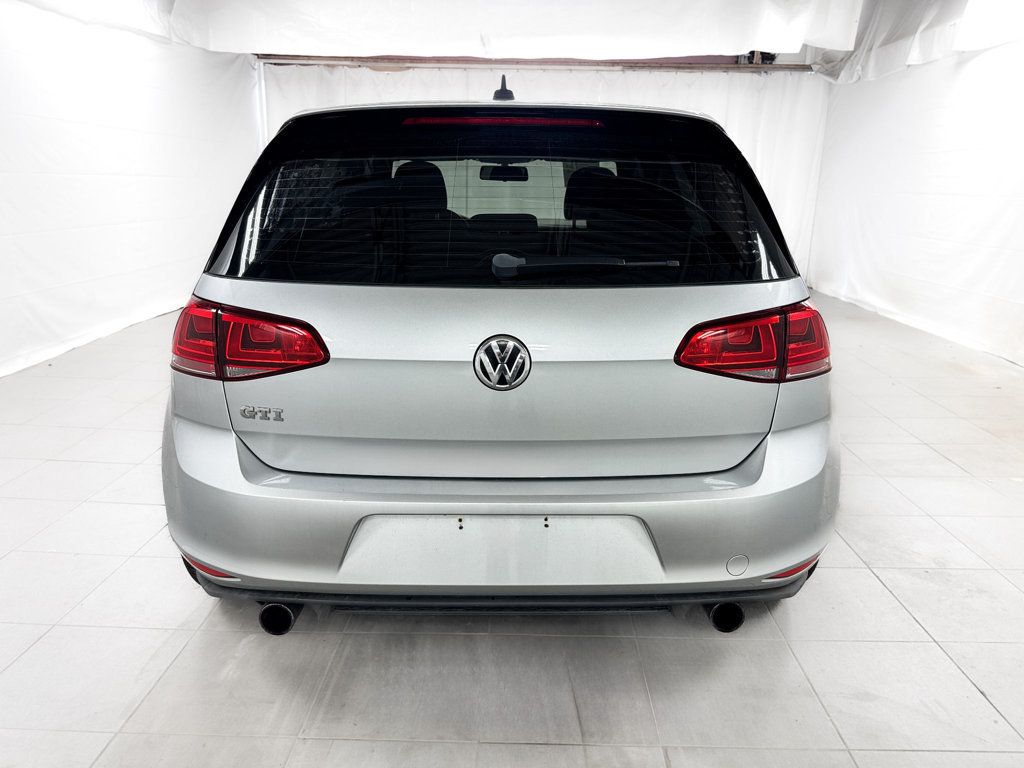 2016 Volkswagen Golf GTI S 2.0 TURBO ENGINE WITH 210 H.P - 23085643 - 4