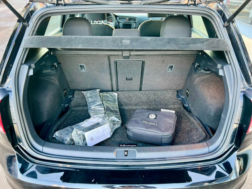 2016 Volkswagen Golf GTI S/SE - 22963188 - 12