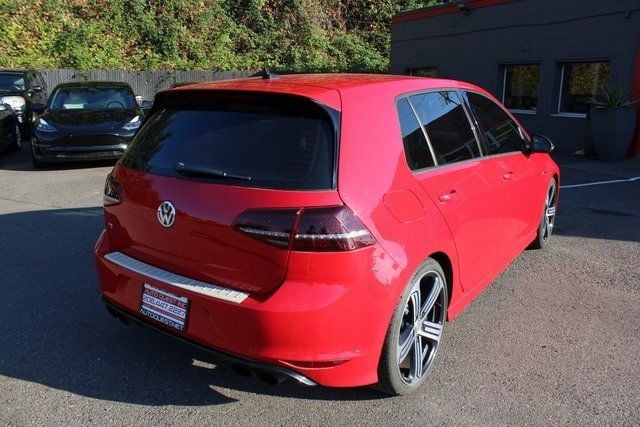 2016 Volkswagen Golf R Base photo 2
