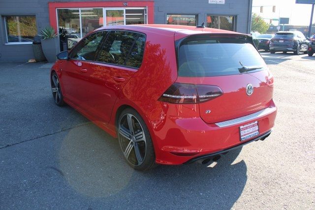 2016 Volkswagen Golf R Base photo 4