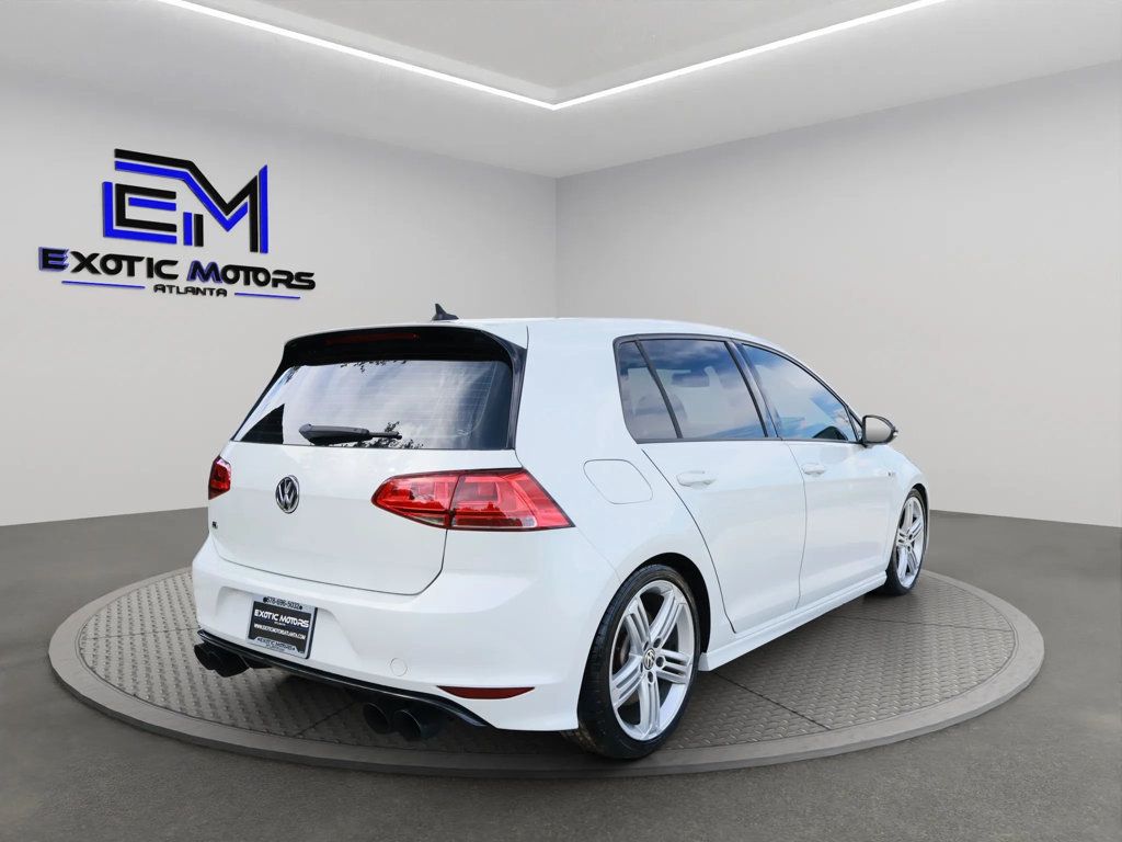 2016 Volkswagen Golf R photo 3