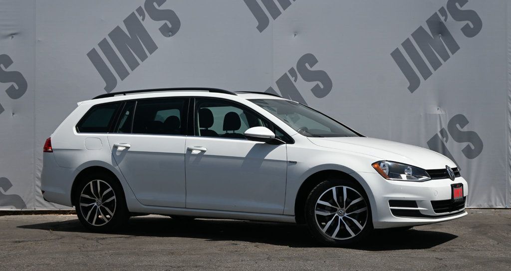 Volkswagen Golf SportWagen photo 3