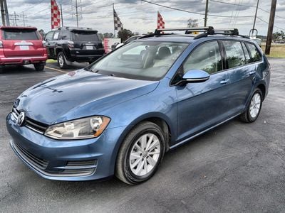 2016 Volkswagen Golf SportWagen