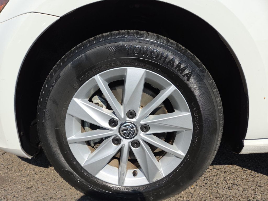 Volkswagen Golf SportWagen photo 26