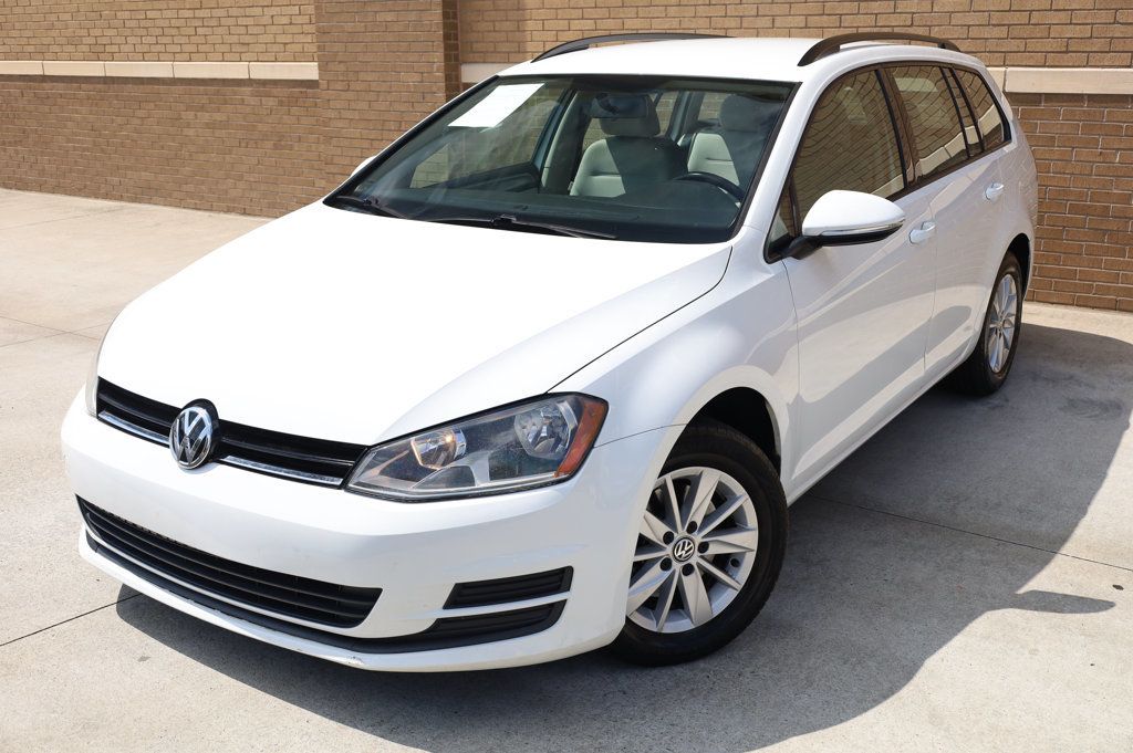 2016 Volkswagen Golf SportWagen TSI S photo 4