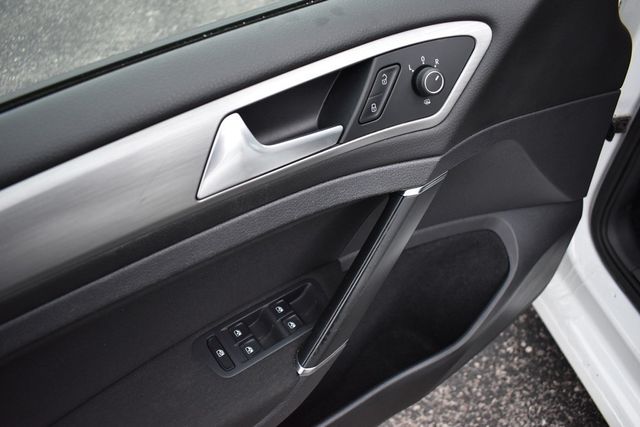 2016 Volkswagen Golf SportWagen TSI SE 4dr Automatic - 22979925 - 30