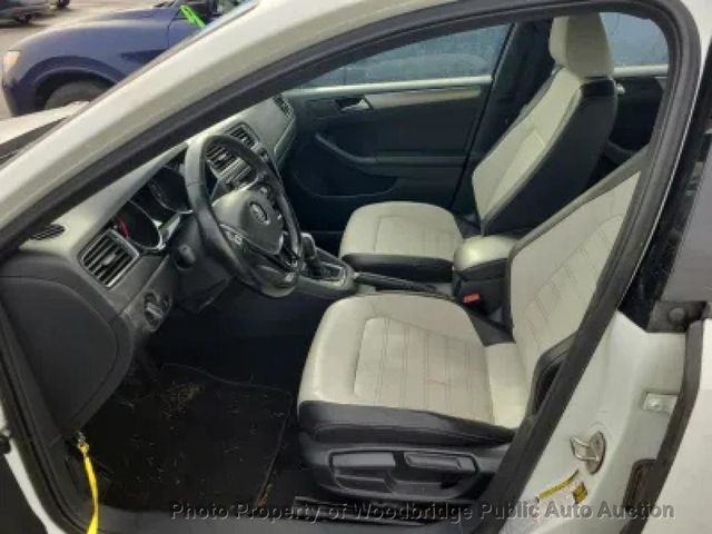 2016 Volkswagen Jetta Sedan 1.8T Sport PZEV 4dr Automatic - 23000997 - 9