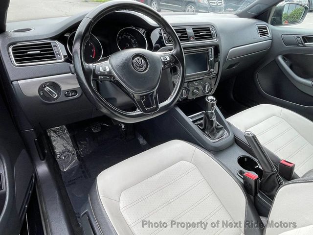 2016 Volkswagen Jetta Sedan 2016 VOLKSWAGEN JETTA 1.8T SPORT MANUAL SERVICED 615-730-9991 - 22988895 - 12