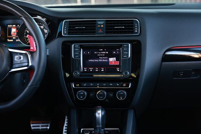 2016 Volkswagen Jetta Sedan 2.0T GLI SE 4dr Automatic - 22987815 - 40