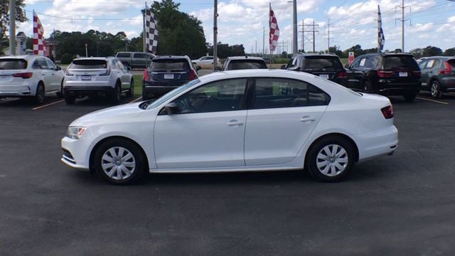 2016 Volkswagen Jetta Sedan S - 22594220 - 4