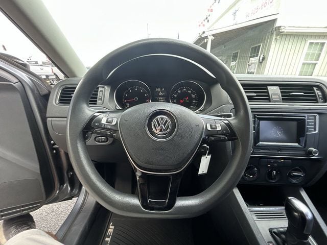 2016 Volkswagen Jetta Sedan S - 23039188 - 14