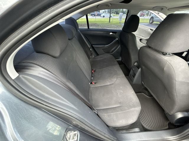 2016 Volkswagen Jetta Sedan S - 23039188 - 19