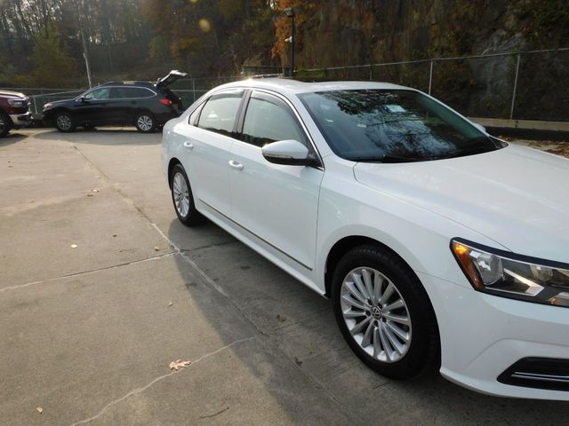 2016 Volkswagen Passat  - 19541439 - 5