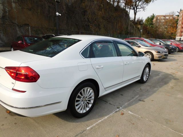 2016 Volkswagen Passat  - 19541439 - 7