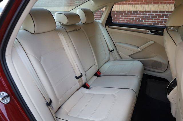 2016 Volkswagen Passat  - 22936127 - 22