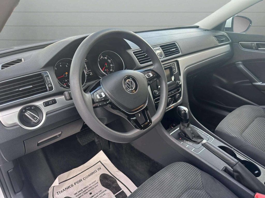 2016 Volkswagen Passat 1.8T R Line 4dr Sedan PZEV - 22936477 - 14