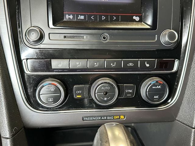 2016 Volkswagen Passat 4dr Sedan 1.8T Automatic R-Line - 23079571 - 28