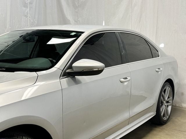 2016 Volkswagen Passat 4dr Sedan 1.8T Automatic R-Line - 23079571 - 2